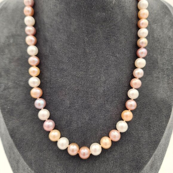 Beautiful Cultured Pearl Necklace With Heavy Sterling Silver Clasp Heirloom Gift - Picture 1 of 11